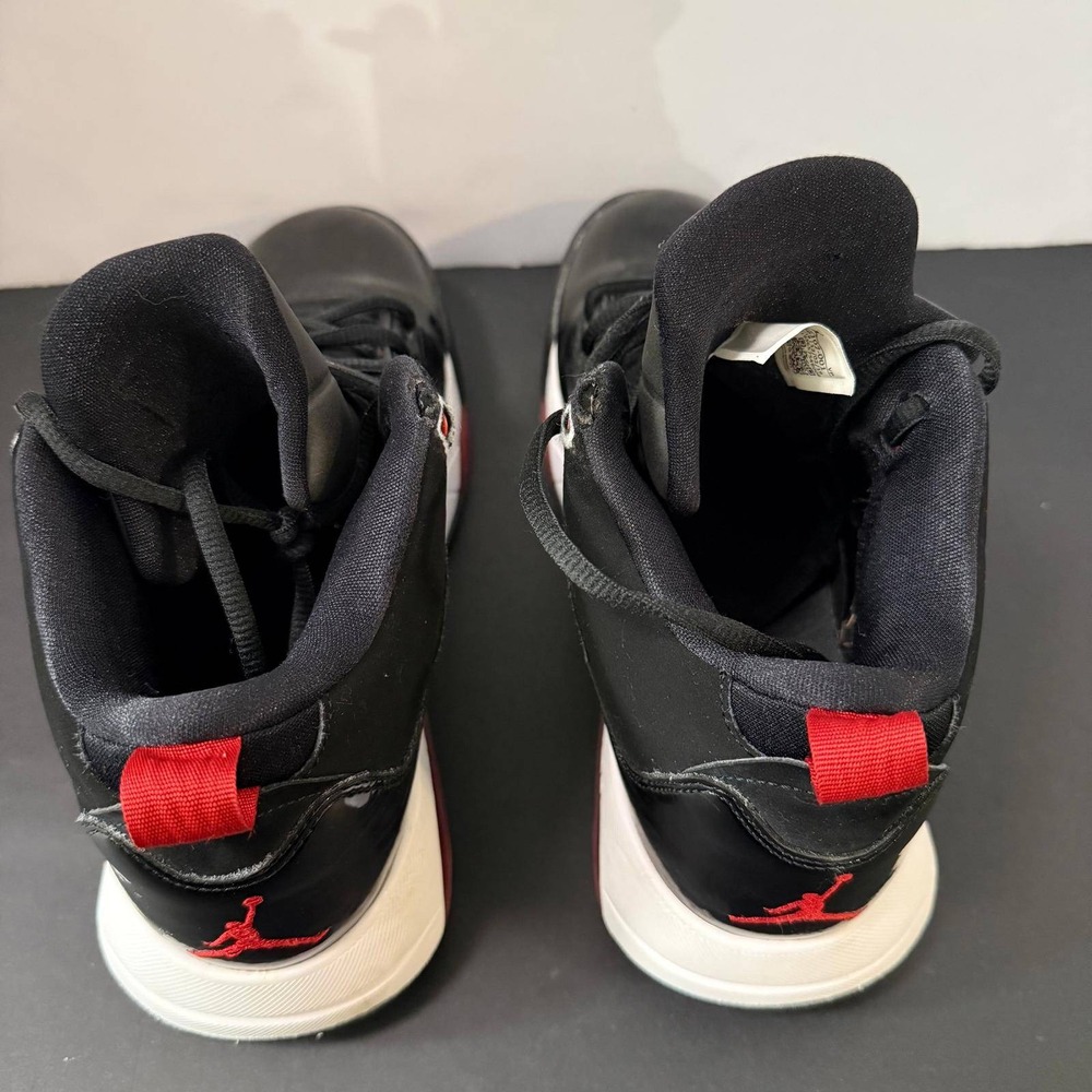 Jordan Max Aura 2 Mens Basketball Shoes Black Red Patent Leather Size 10 - Picture 6 of 16